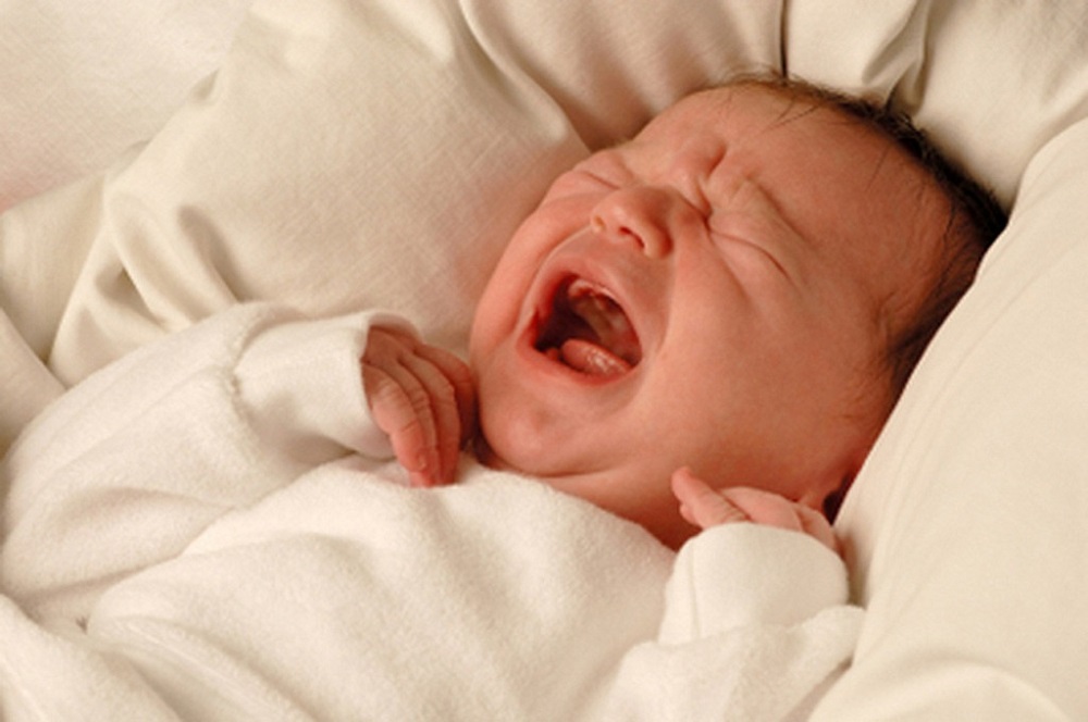 Tips Merawat Kulit Bayi yang Mengelupas (Ganti Kulit)