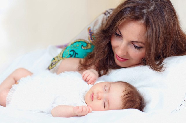 Tips untuk Sinkronkan Pola Tidur dengan Si Kecil