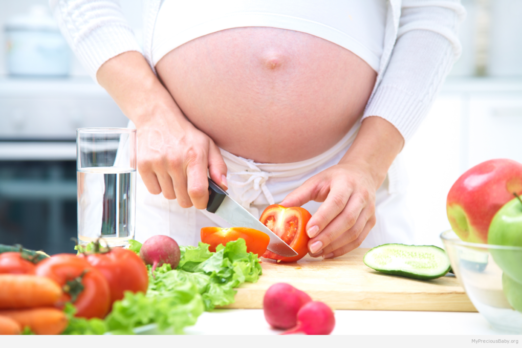 Konsumsi Makanan Ini Bisa Membuat Kulit Lebih Terawat Selama Kehamilan Lho Moms