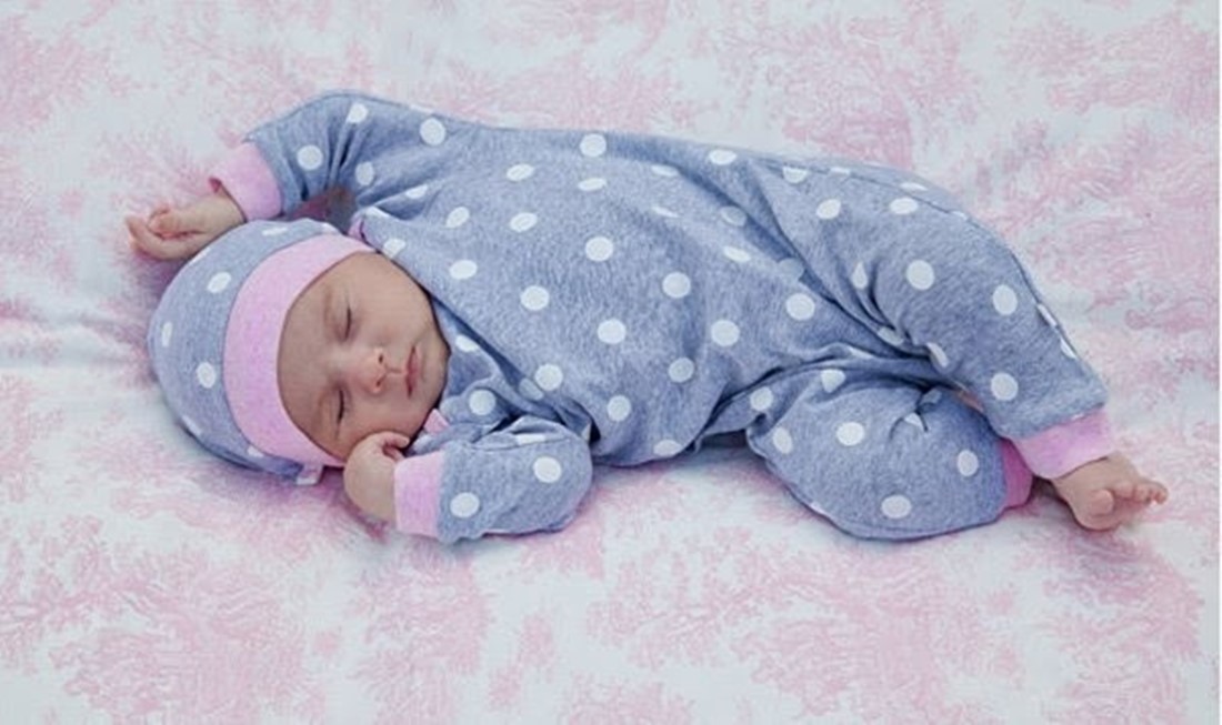 Tips Memilih Baju Tidur yang Tepat untuk si Kecil yang Masih Bayi