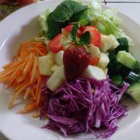 Salad Merah Segar, Lezat dan Bisa Melancarkan ASI
